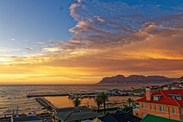 查特菲尔德宾馆主图