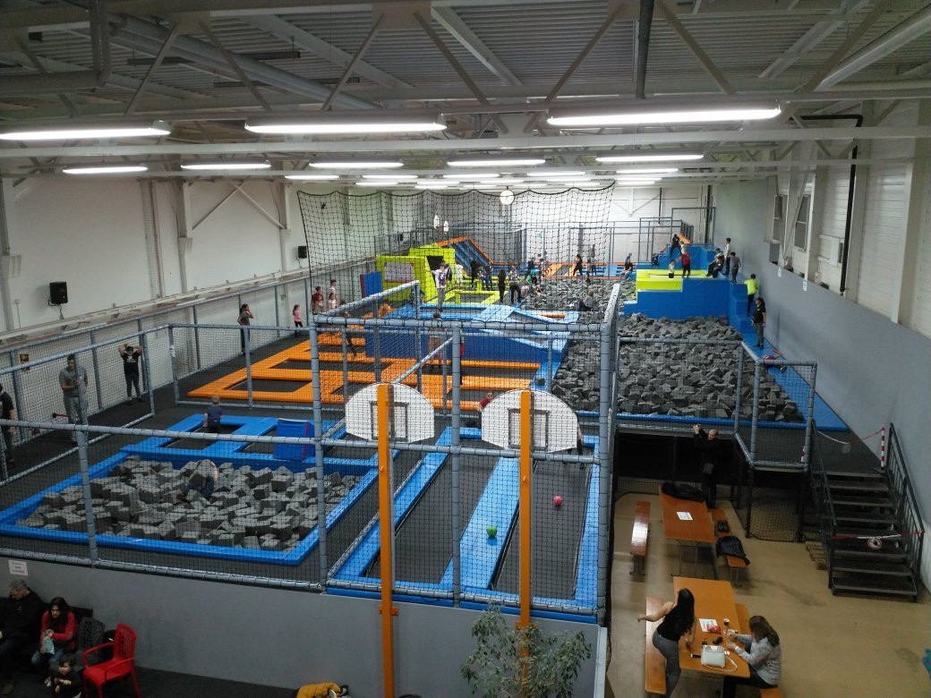 Jumpark - Trampolines Indoor-伊韦尔东必去景点