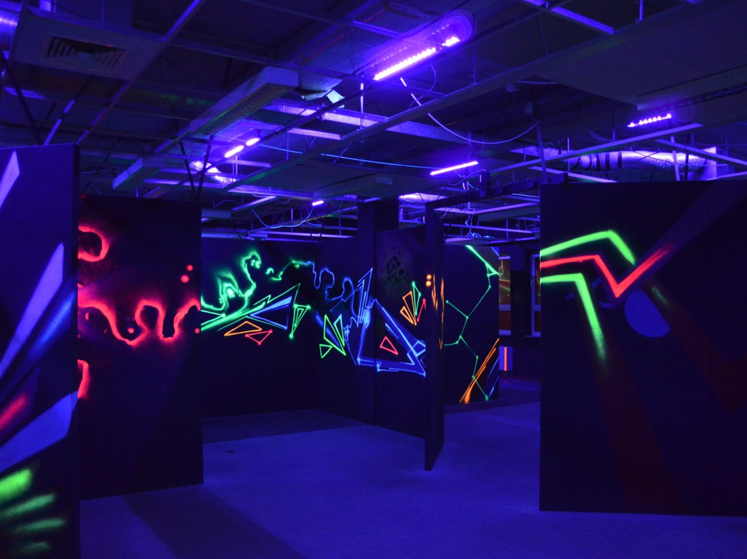Lazerfun Vienna-克罗斯腾新堡必去景点