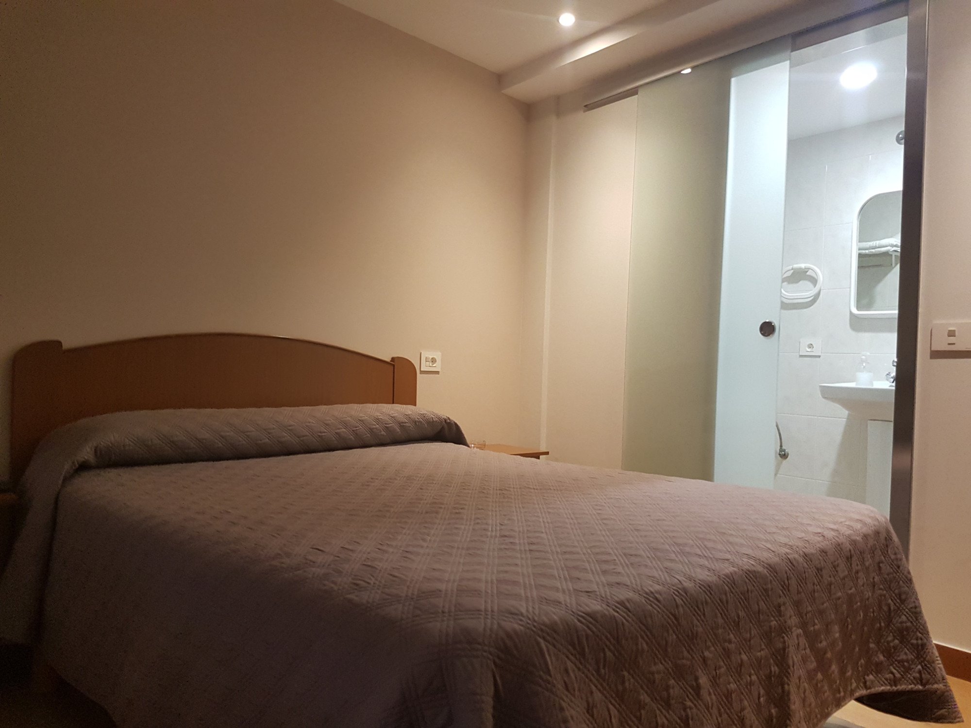 Hostal Galicia Arteixo-官方