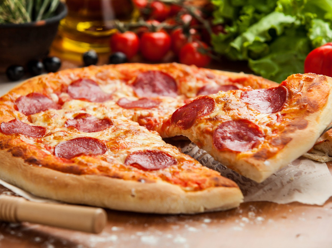 Redgranite餐馆和美食-Hideaway Bar & Grill