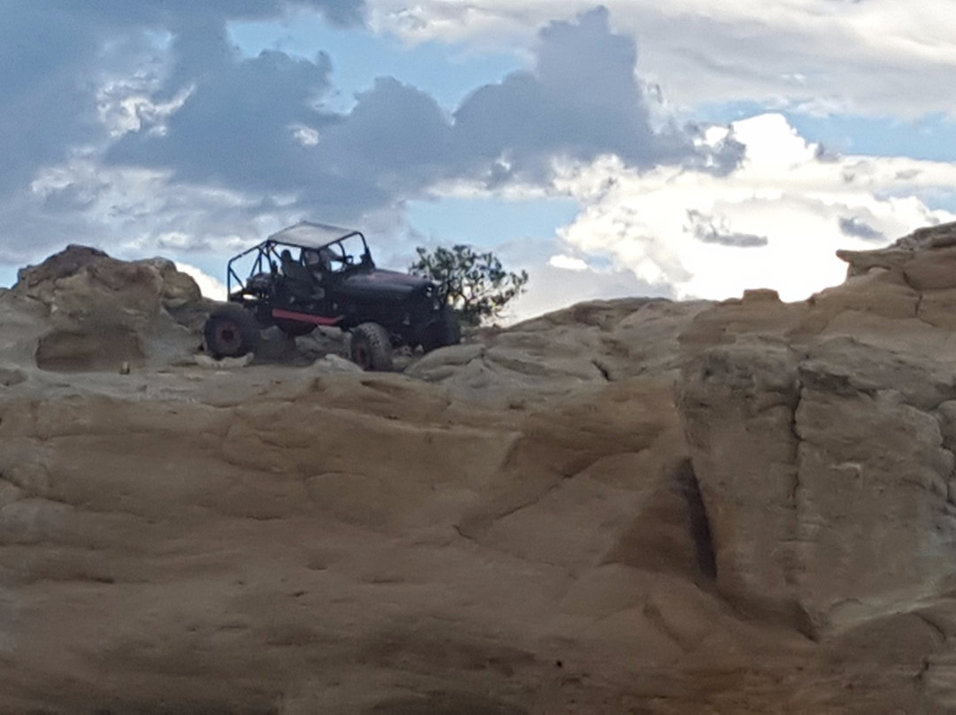 Chokecherry Canyon-法明顿必去景点