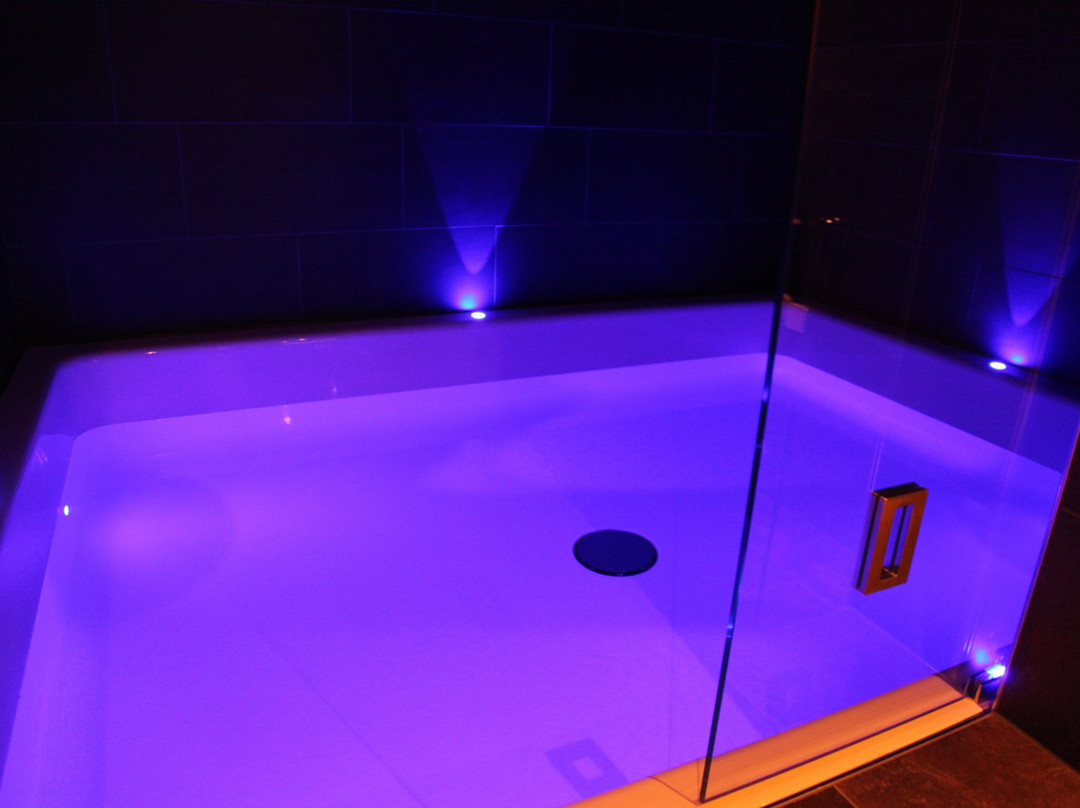 Salzkeller  Medical Floating Spa-库尔必去景点