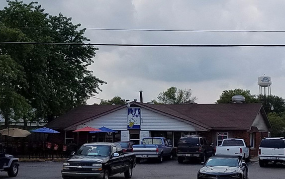 Whit's Inn-Whiteland必去景点