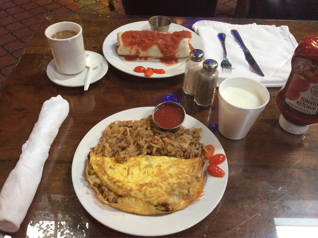 Mesilla Park餐馆和美食-Sapphire Bar & Grill