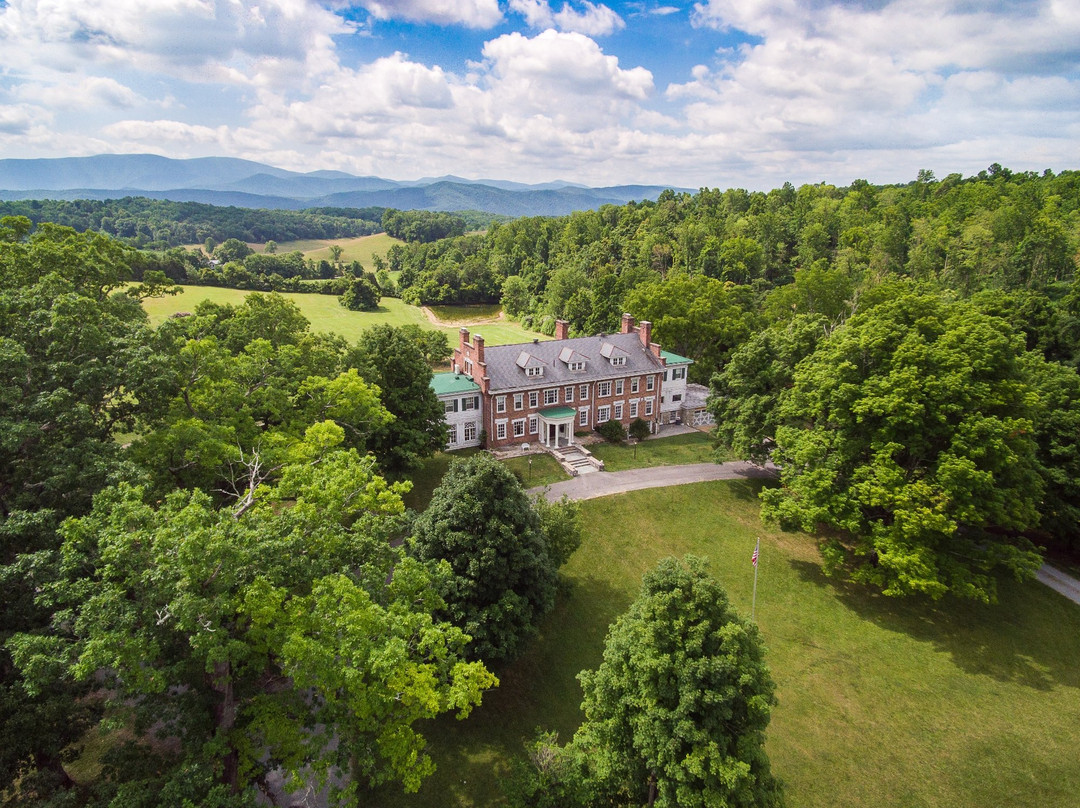 The Inn at Forest Oaks Bed & Breakfast