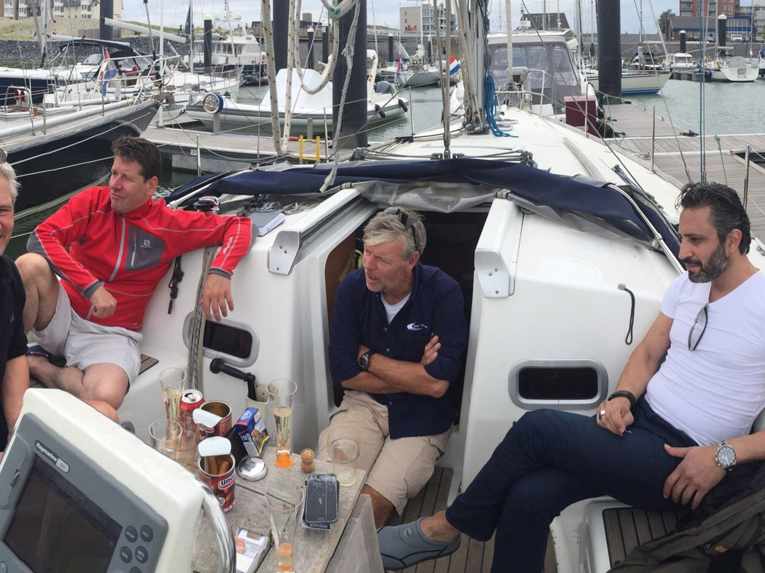 Tau Tona-泽布鲁日必去景点