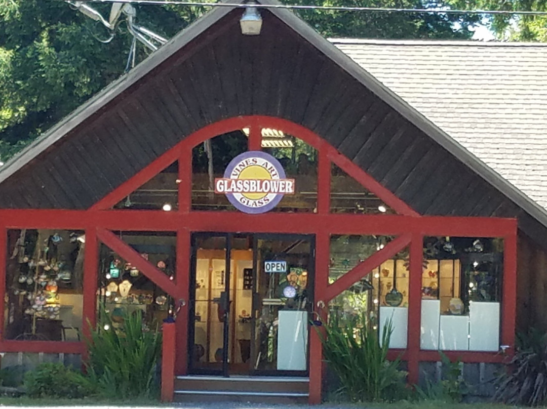 Vines Art Glass-班登必去景点