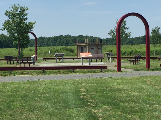 Lawrence Hopewell Trail-Hopewell必去景点