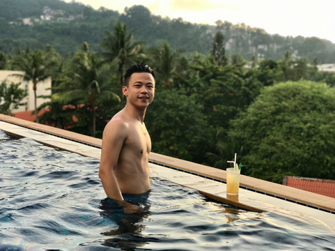 帕利帕斯芭东度假村主图