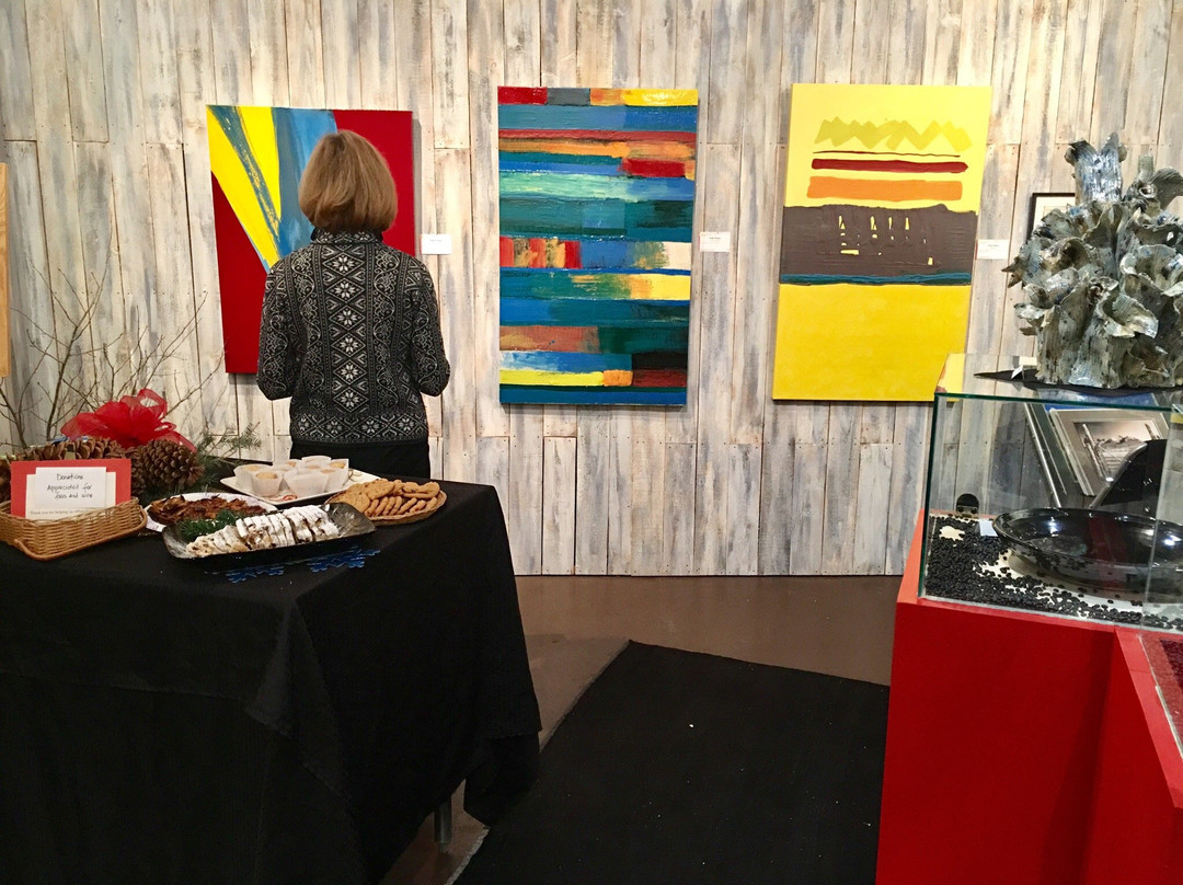 Art of the Valley Gallery-Avon必去景点