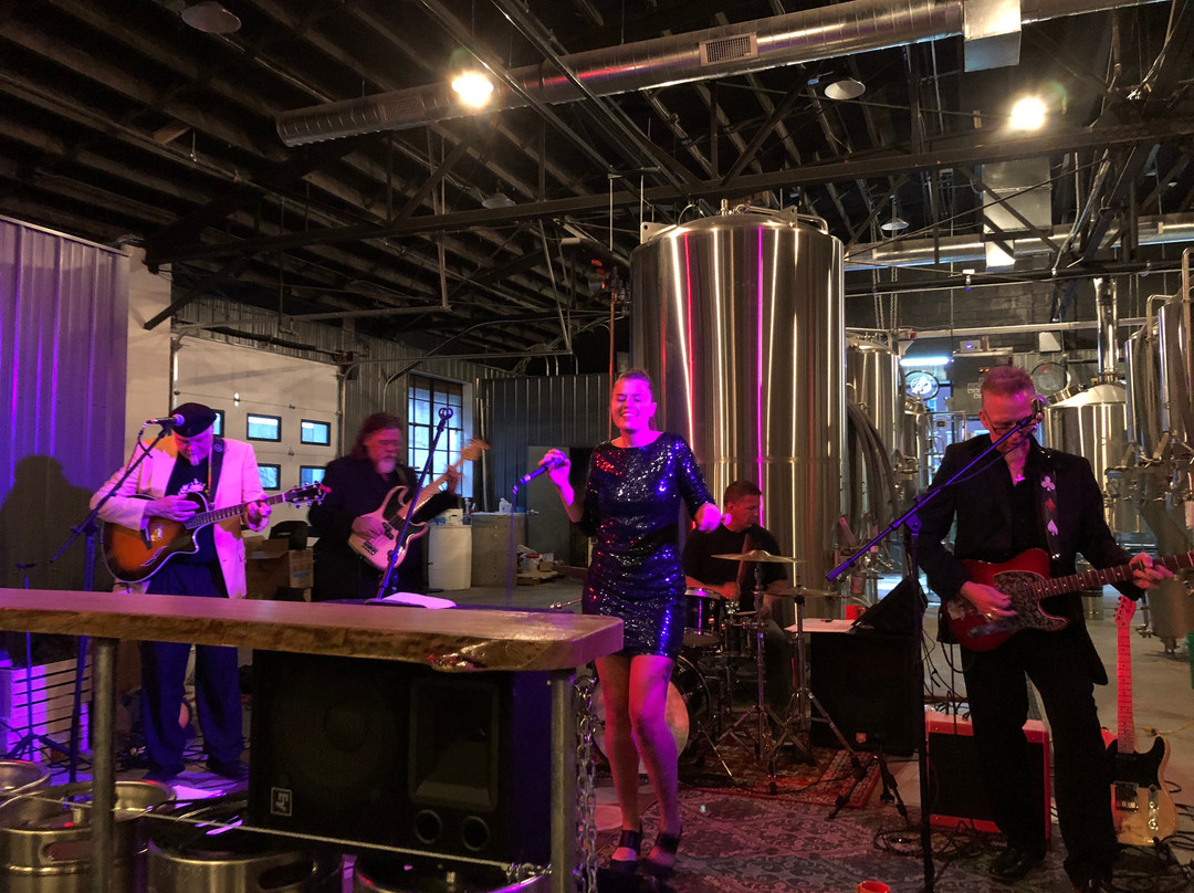 Switchyard Brewing Company-布卢明顿必去景点