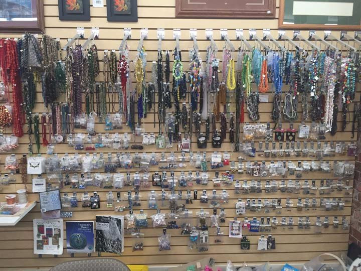 Jessy's Gems Gallery-Vinton必去景点