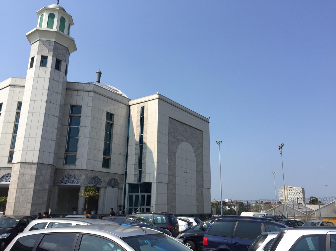 Baitul Futuh Mosque景点图片