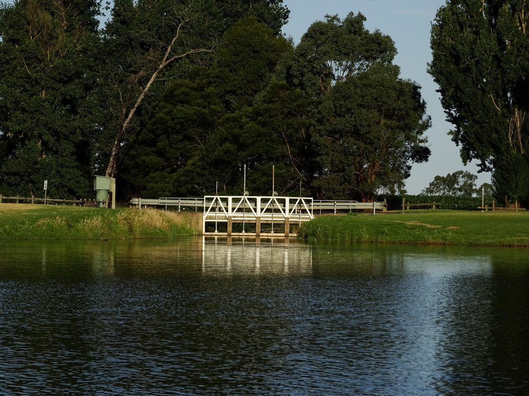 Heyfield旅游景点-Cowwarr Weir