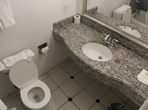 四季小屋酒店主图