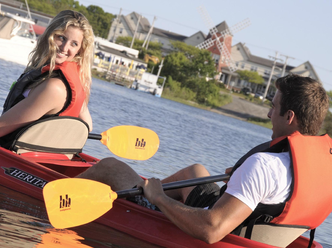 Bass River Kayaks and Paddle Boards景点图片