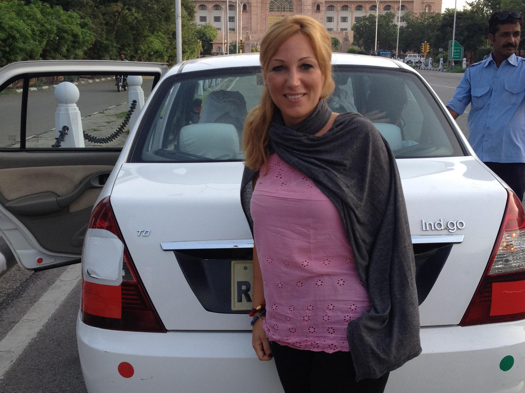 India Tour By Car & Driver-新德里必去景点