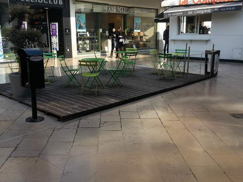 Centre Commercial Bonneveine-马赛必去景点