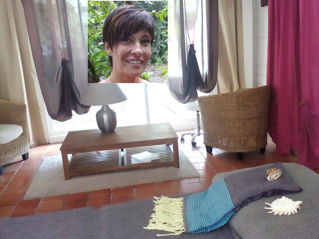 SXM Massage-格兰德凯斯必去景点