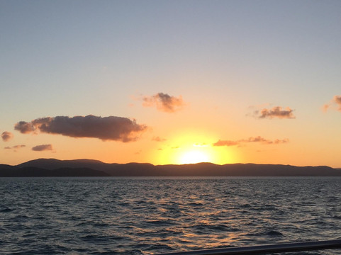 探险队-边缘航行-汉密尔顿岛必去景点