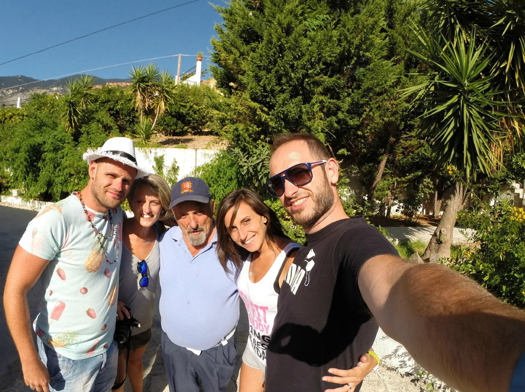 Afrato Village Apartments主图