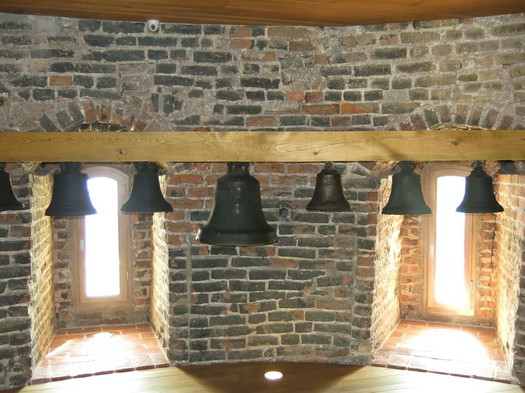 Bell Tower of Vilnius Cathedral-维尔纽斯必去景点