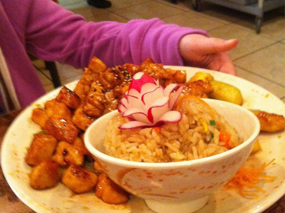 Fancy Q Sushi Bar&Grill