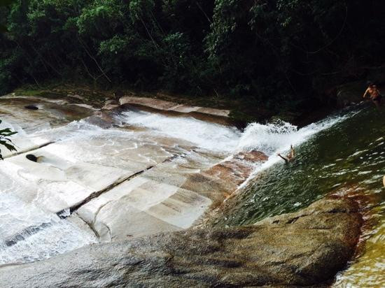 Cachoeira De Santa Clara-Mirantao必去景点