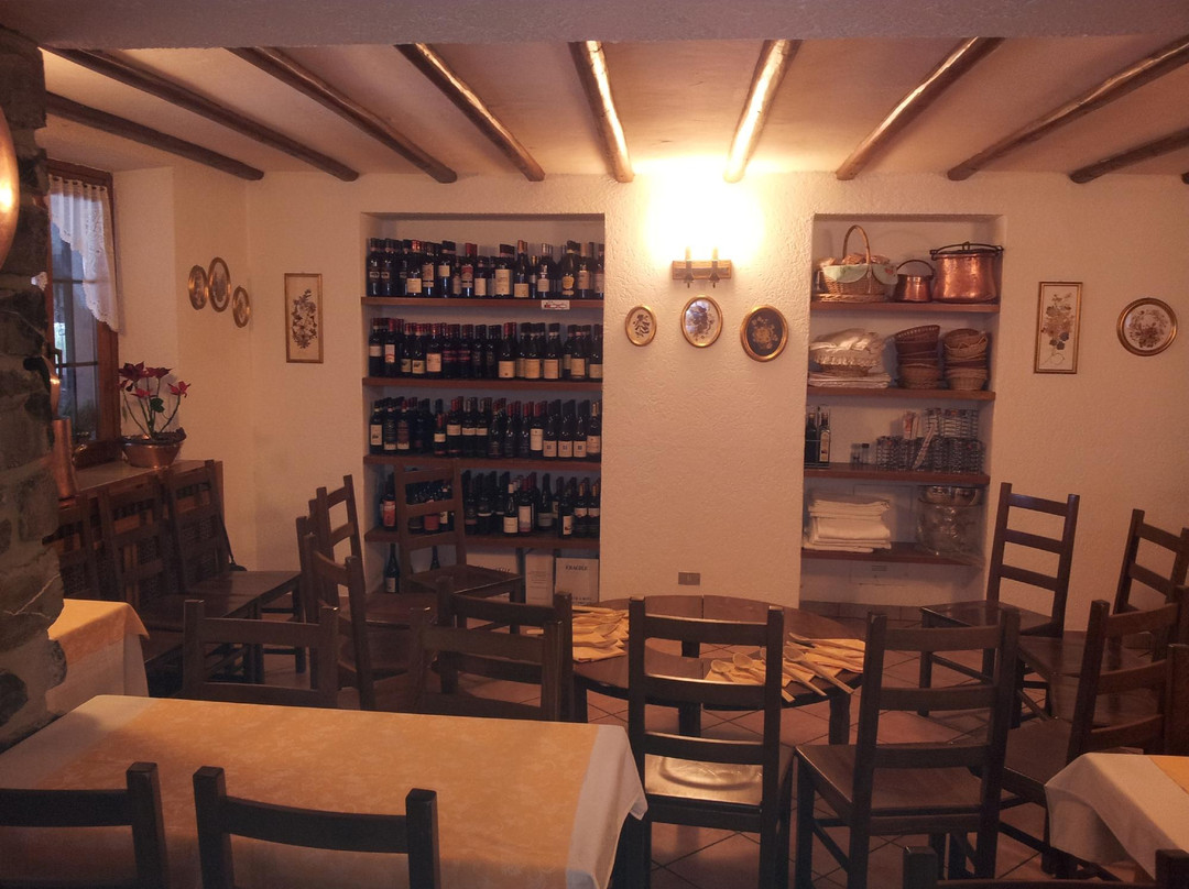 Magreglio酒店住宿-Albergo La Genzianella