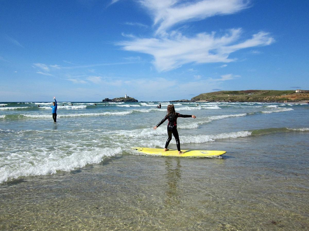 Gwithian Academy of Surfing-Hayle必去景点