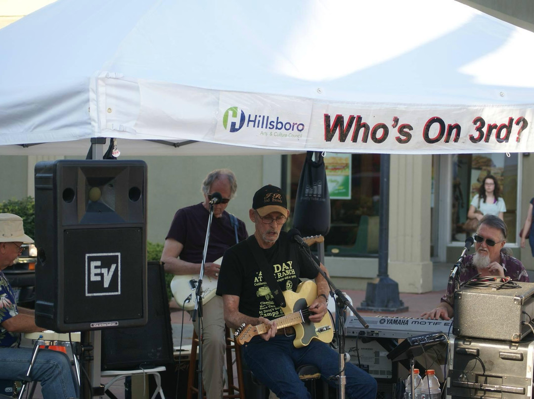 Hillsboro Tuesday Marketplace-希尔斯伯勒必去景点