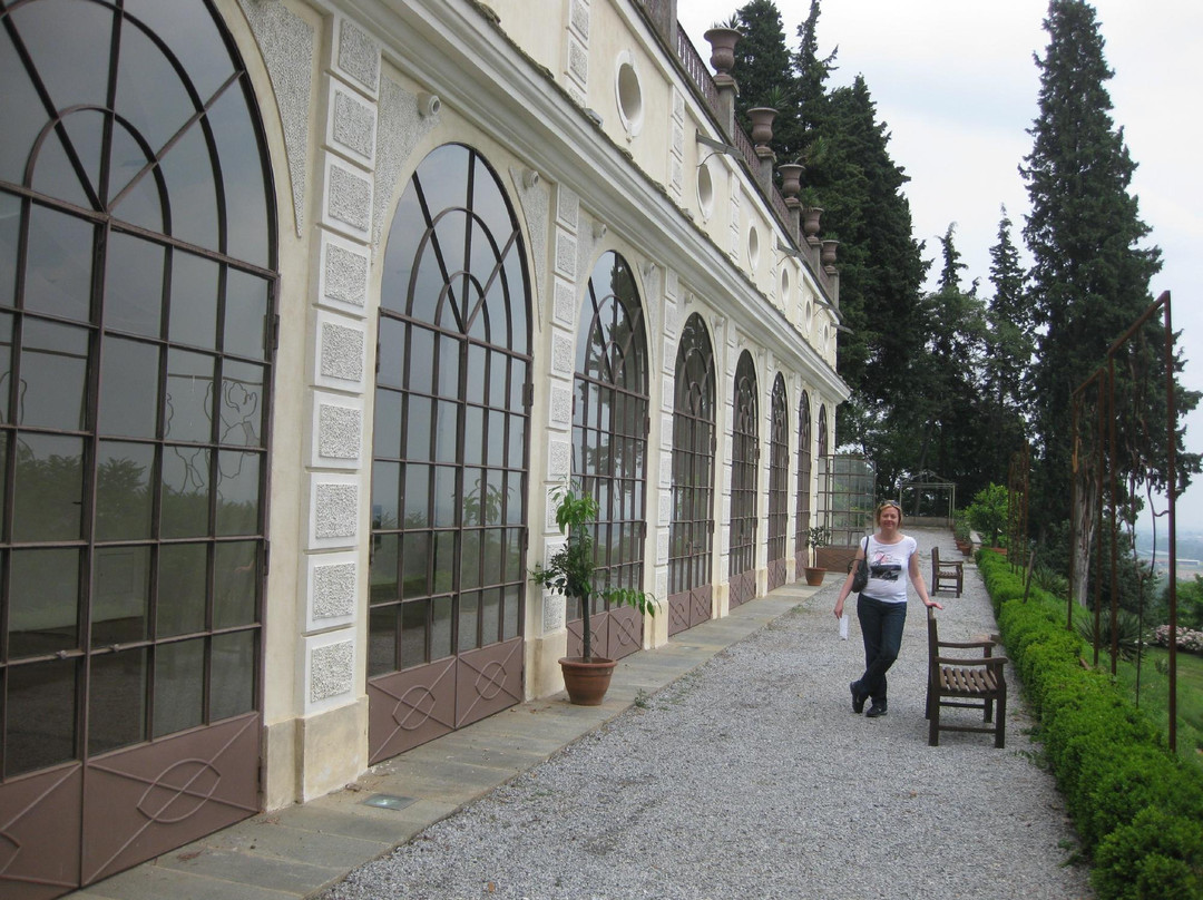 Castello del Roccolo-Busca必去景点
