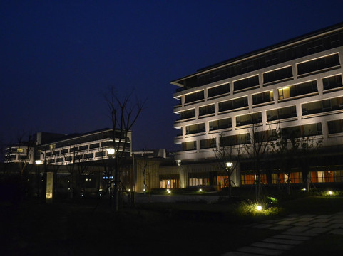 上海嘉定颖奕皇冠假日酒店主图