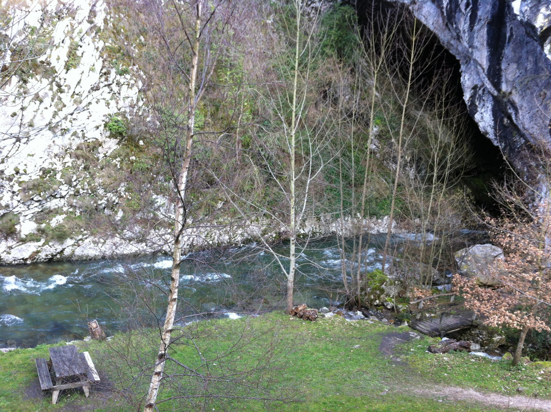 Cueva Deboyu景点图片
