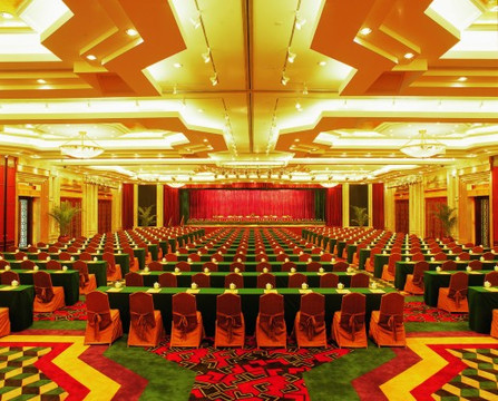 佛山枫丹白鹭酒店主图