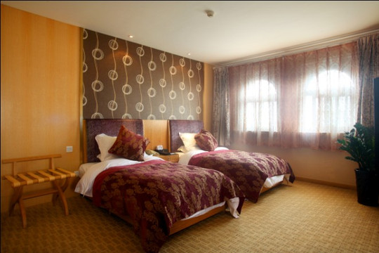 南京玄武湖智选假日酒店主图