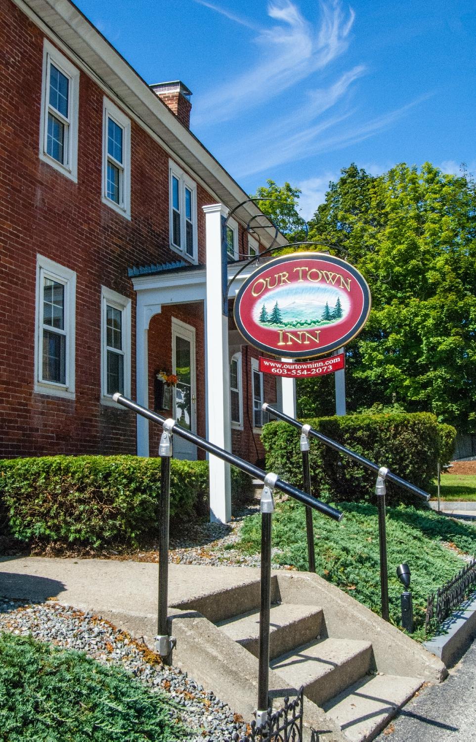 Our Town Inn-官方