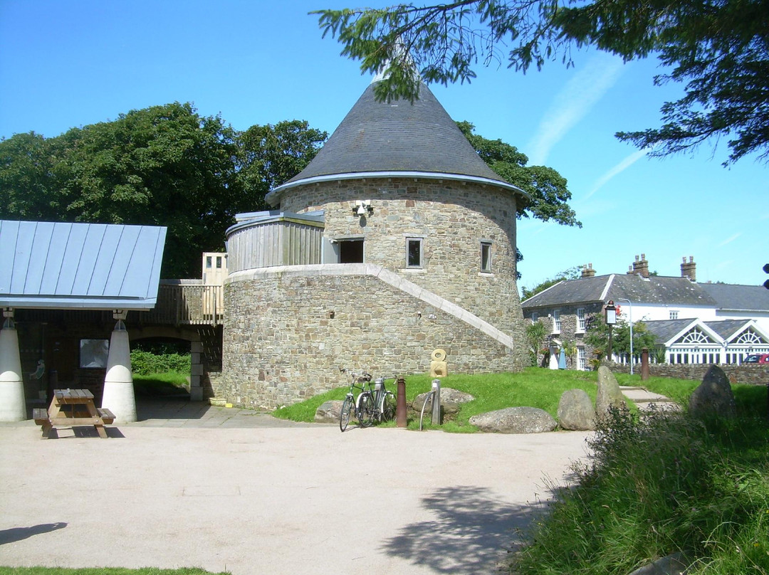 Oriel y Parc Landscape Gallery and Visitor Centre-St. Davids必去景点