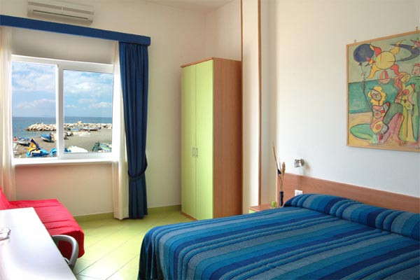 Marina di Puolo酒店住宿-Alta Marea Sorrento