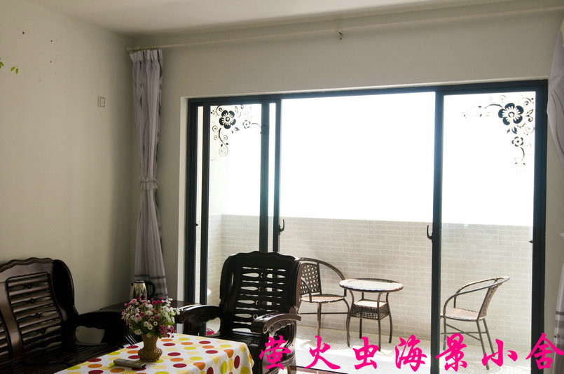 三亚萤火虫海景小舍主图