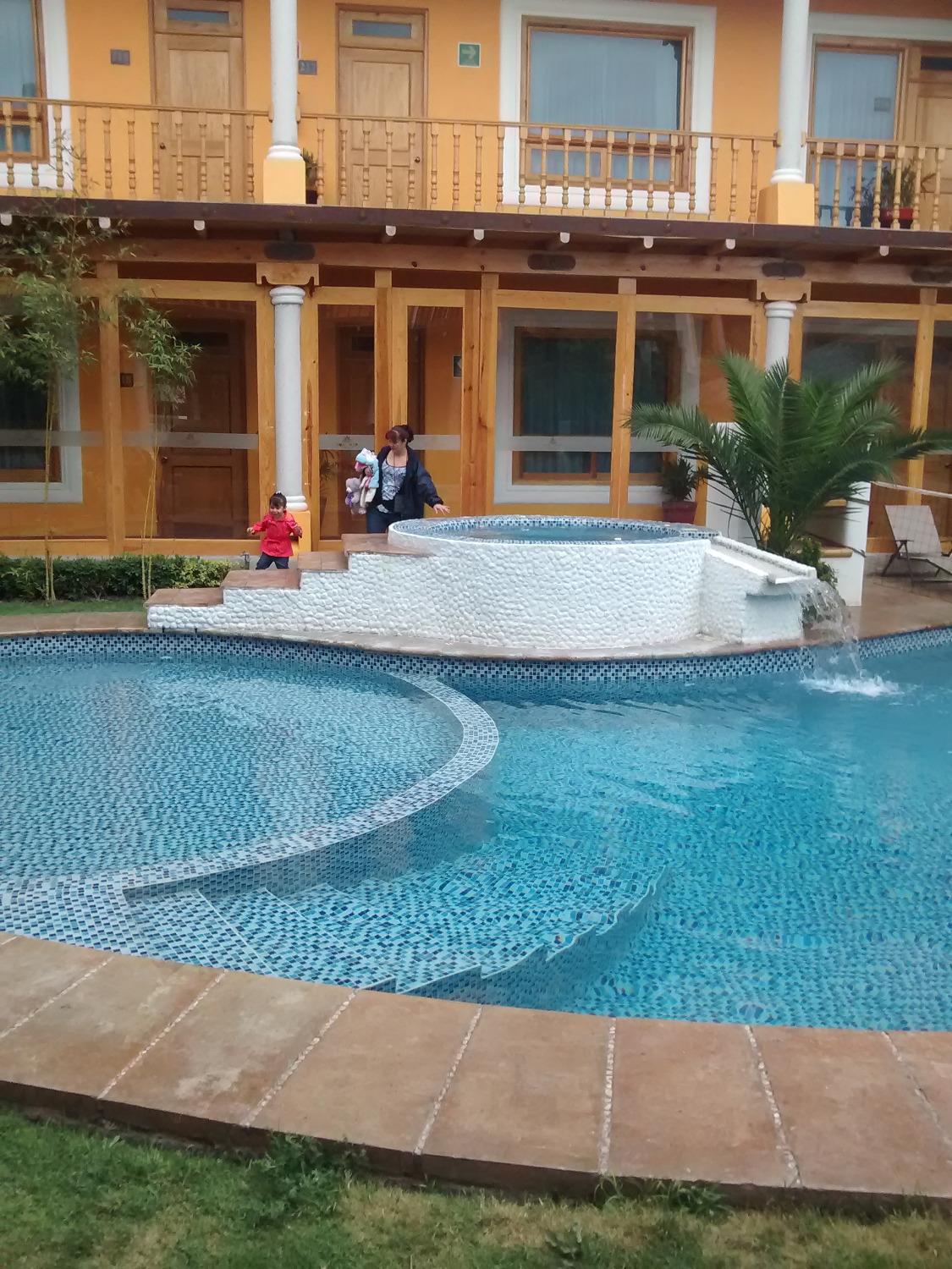 Hotel Real Jade-泳池