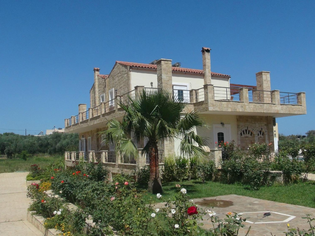 Golden Beach Hotel