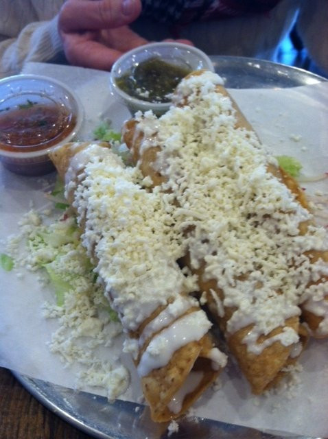 Landen餐馆和美食-Chilango Fresh Mexican