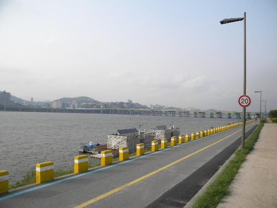 汉江滨江公园景点图片