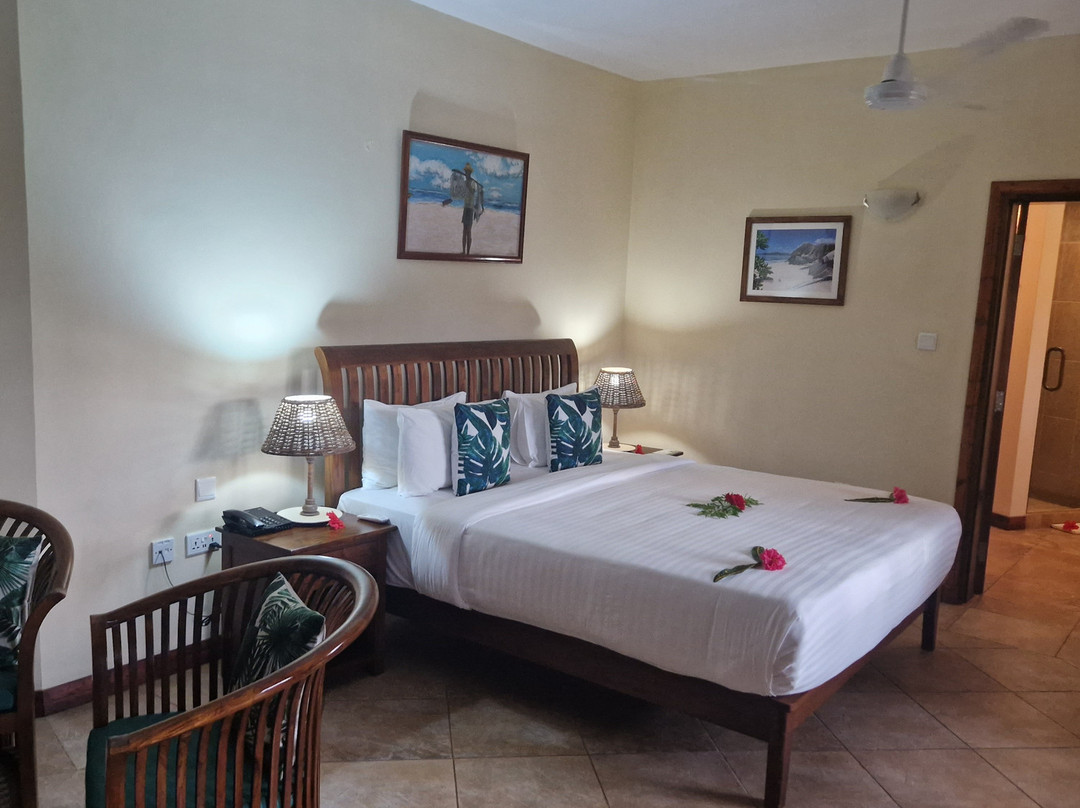 卡斯特罗海滩酒店主图