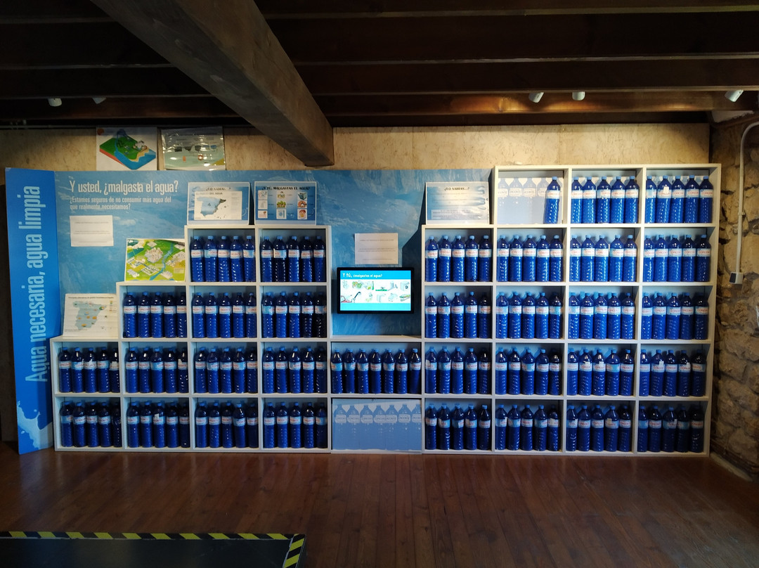 Centro De Visitantes Del Embalse Del Ebro-Corconte必去景点