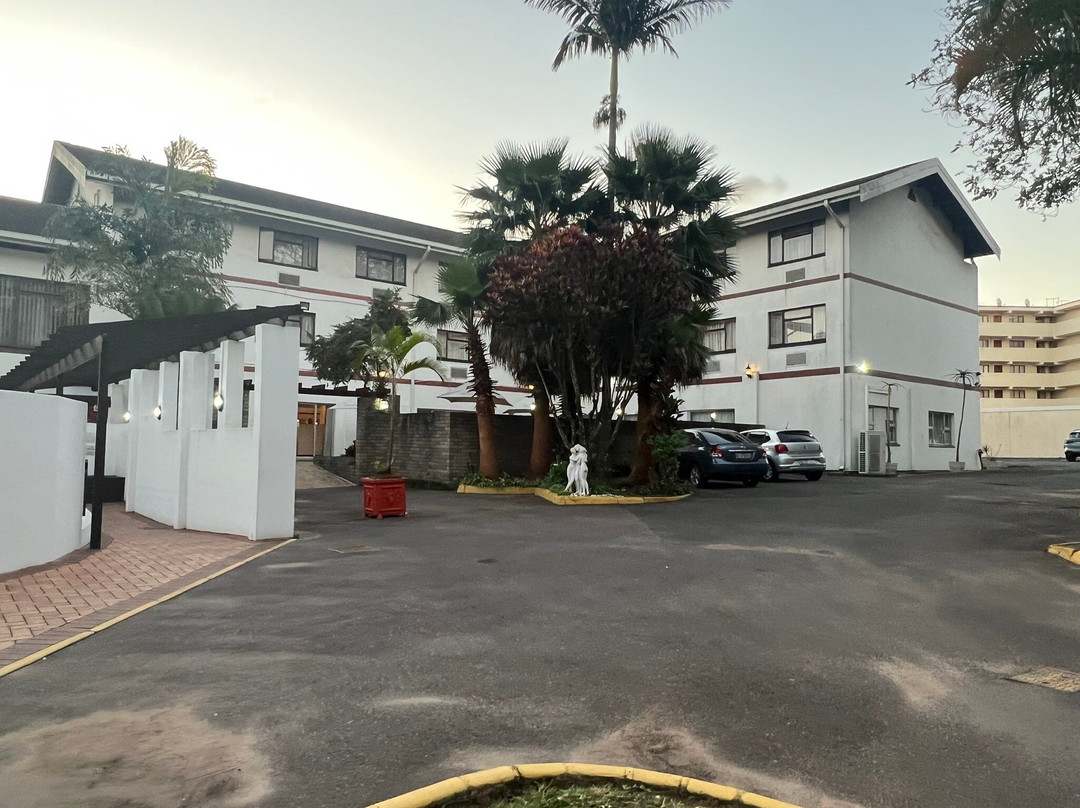 派恩敦顶级酒店主图