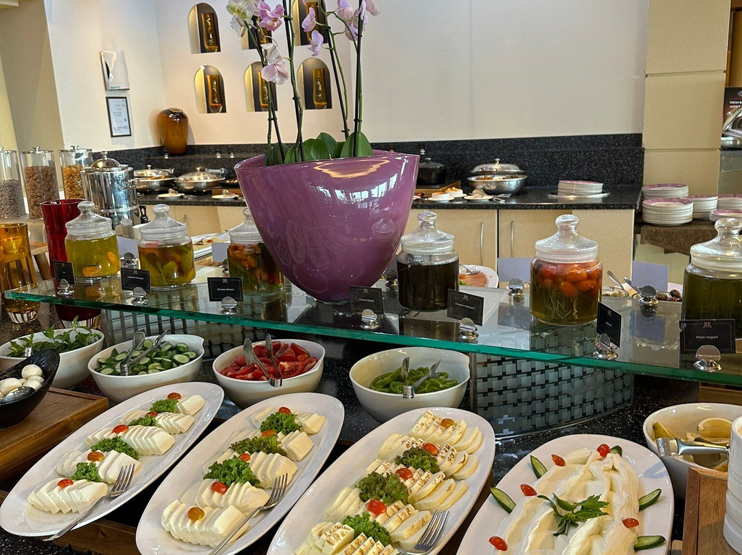 Le Royal Hotel Beirut主图