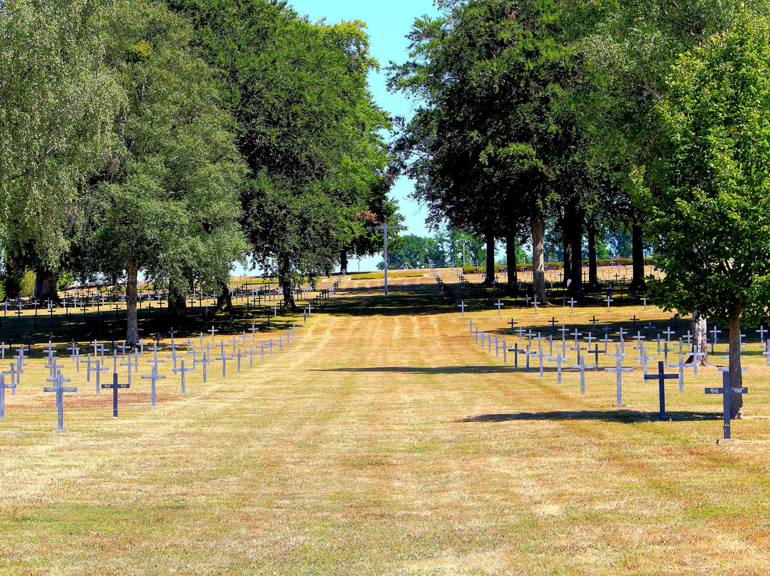 Servon German Military Cemetery景点图片